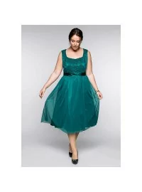 Romantiline Sheego kleit laiade õlarihmadega