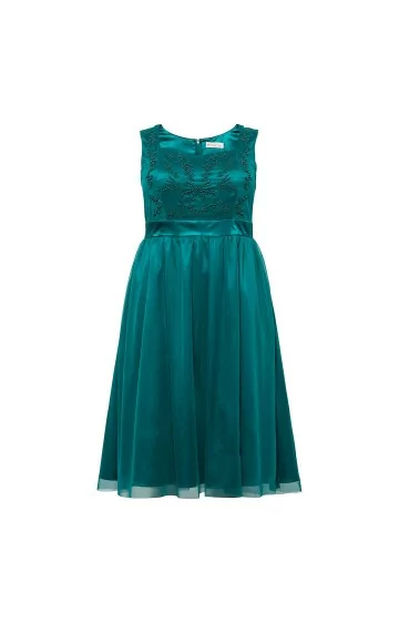 Romantiline Sheego kleit laiade õlarihmadega