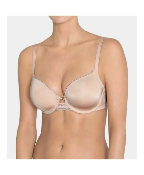 Triumph Beauty-Full Essential WP