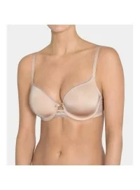 Triumph Beauty-Full Essential WP