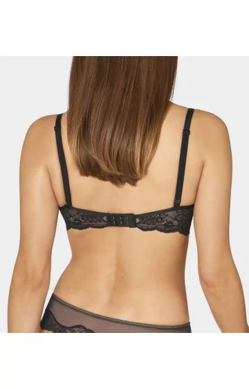 Triumph Amourette Charm W02