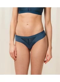 Triumph Aura Spotlight Brasiilia