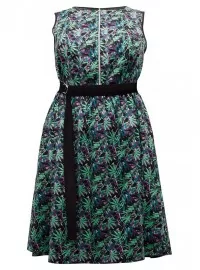 Varrukateta Sheego puuvillane kleit