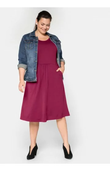 Sheego trikotaažkleit