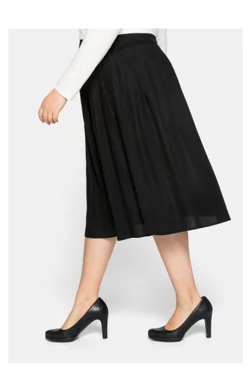 Sheego seelik kujundava efektiga