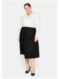 Sheego seelik kujundava efektiga