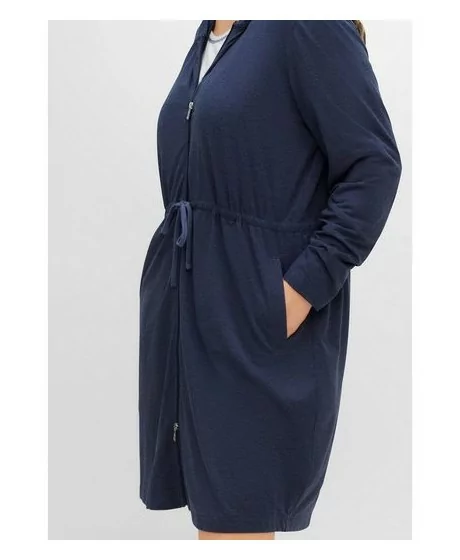 Hubane Sheego hommikumantel pööratava tõmblukuga