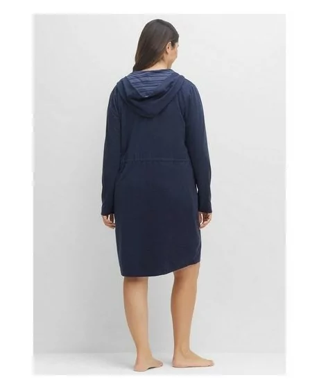 Hubane Sheego hommikumantel pööratava tõmblukuga