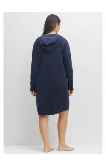 Hubane Sheego hommikumantel pööratava tõmblukuga