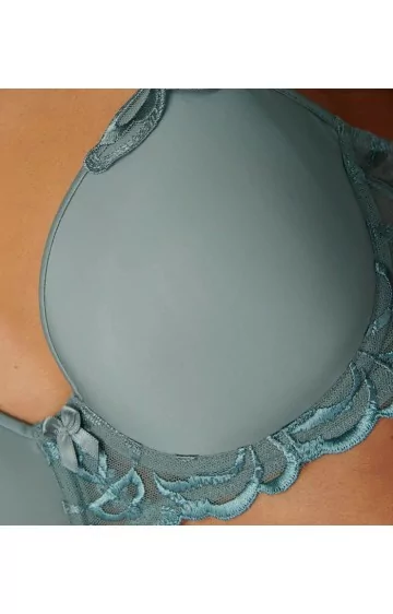 Triumph Modern Finesse WP