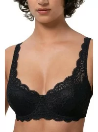 TRIUMPH AMOURETTE 300 WHP