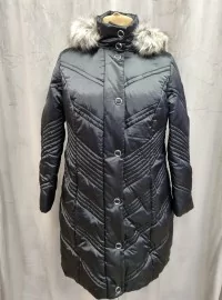 Tepitud kapuutsiga MONA jakk