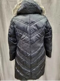 Tepitud kapuutsiga MONA jakk