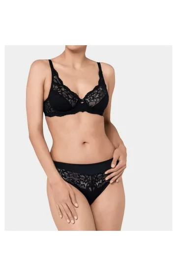 TRIUMF AMOURETTE VÕLU W