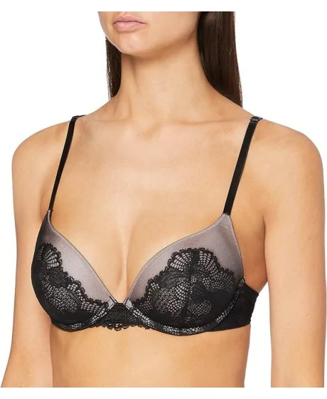 Triumph Lace Spotlight WHUM koos PUSH-UPiga