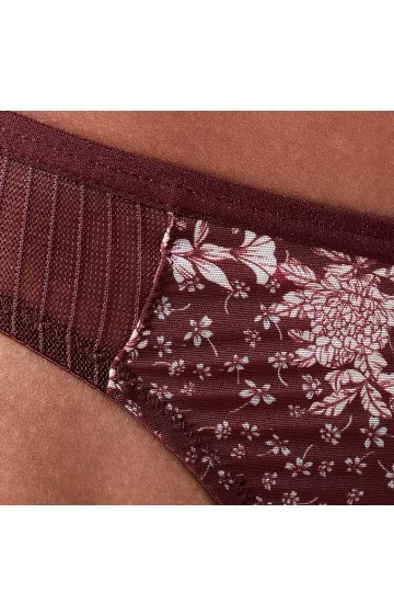 Triumph Lavish Spotlight High Waist Stringid