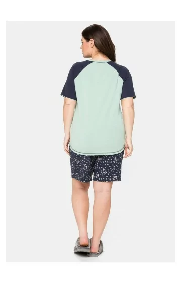 Sheego kontrastsete värvidega lühikeste pükstega pidžaama