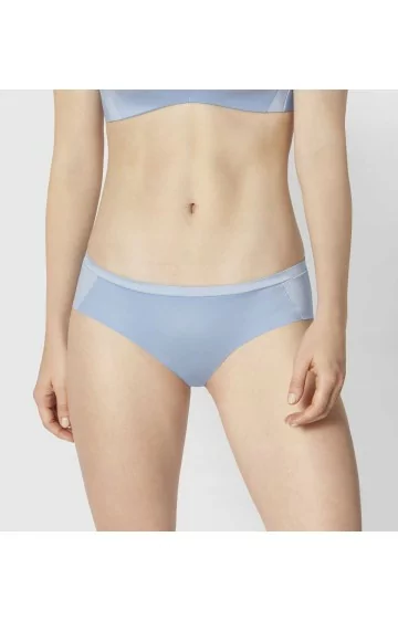 TRIUMPH BODY MAKE-UP SOFT TOUCH TAI EX