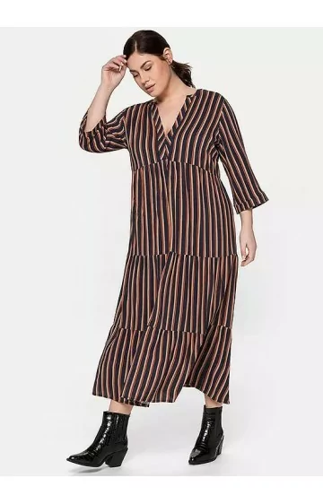 Triibuline Sheego kleit