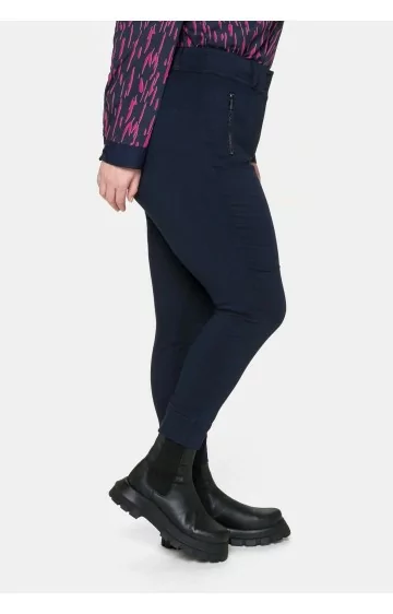 Sheego keha vormiva efektiga püksid