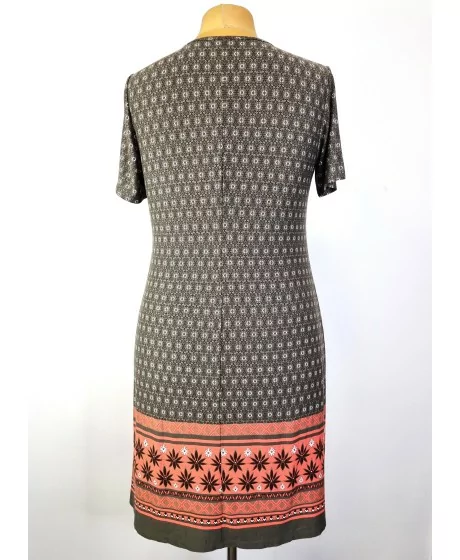 Boyseni kootud kleit