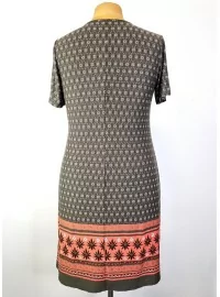 Boyseni kootud kleit