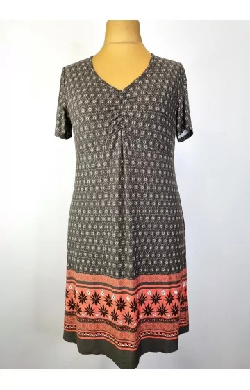 Boyseni kootud kleit