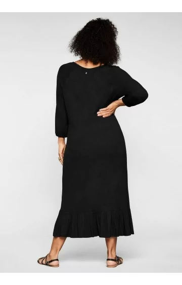 Sirge lõikega Sheego trikookleit