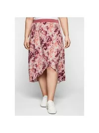 Sheego seelik, mis on ees seotud