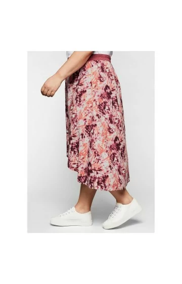 Sheego seelik, mis on ees seotud