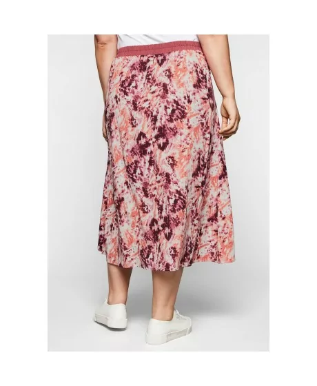 Sheego seelik, mis on ees seotud