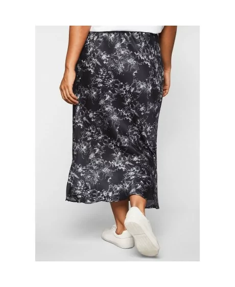 Pilkupüüdev Sheego seelik