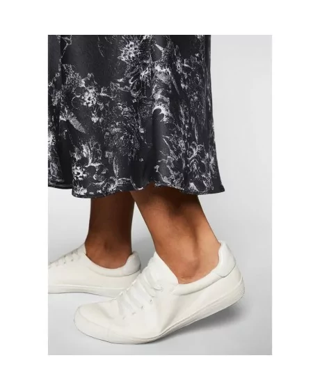 Pilkupüüdev Sheego seelik