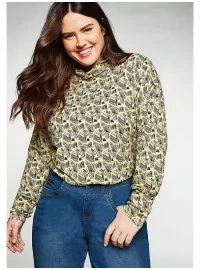 Sheego pluus kõrge kraega