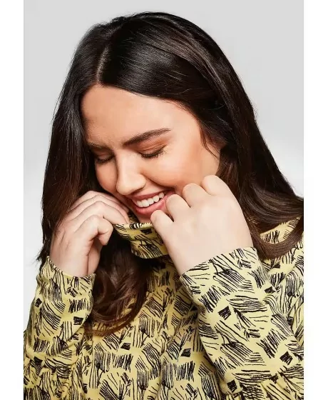 Sheego pluus kõrge kraega