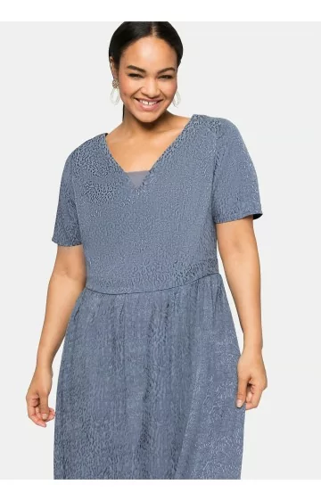 Sheego vooderdatud õhtukleit