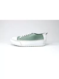 Looduslikust nahast Sheego vabaajajalatsid