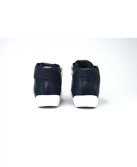 Ehtne nahk Sheego vabaajajalatsid