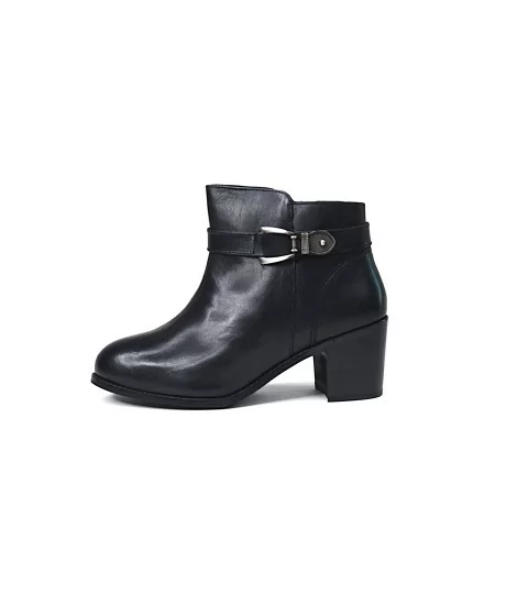 Looduslikust nahast Sheego tossud