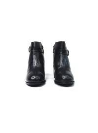 Looduslikust nahast Sheego tossud