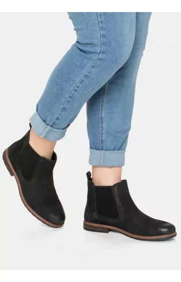 Naturaalsest mokkanahast Sheego tossud