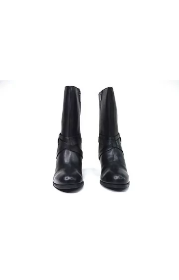 Ehtne nahk Sheego saapad