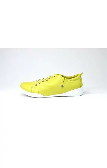 Looduslikust nahast Sheego vabaajajalatsid