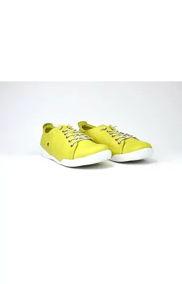 Looduslikust nahast Sheego vabaajajalatsid