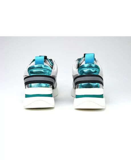 BRUNO BANANI öko-nahast vabaajajalatsid