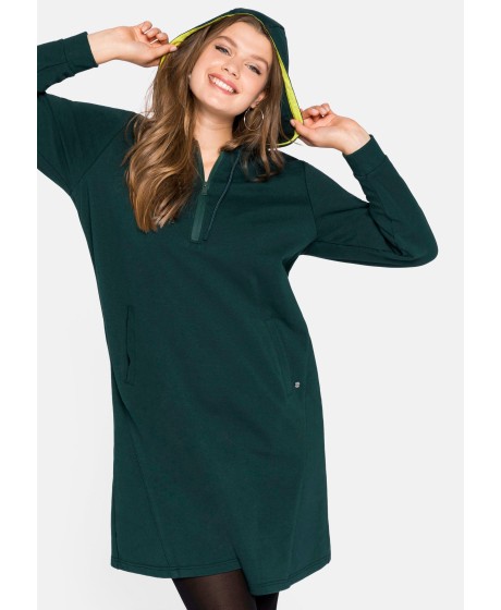 Sheego kapuutsiga kleit sportlikus stiilis