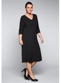 Sheego V-kaelusega kleit