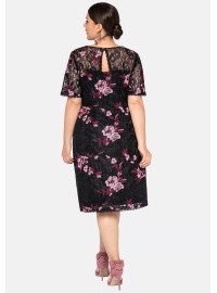 Sheego pitskleit koos voodriga