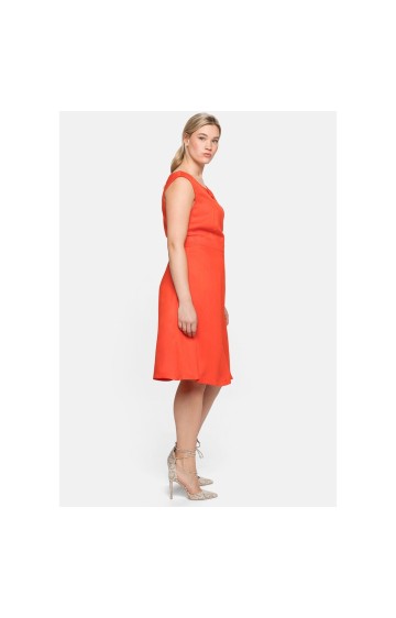 Sheego varrukateta viskoosist kleit