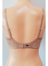 EVA-Dessous rinnahoidja